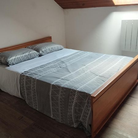 Maison De Ville A 10 Min Du Pal Dompierre-sur-Besbre Eksteriør billede