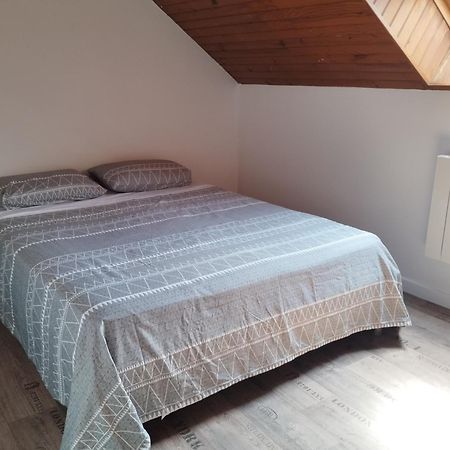 Maison De Ville A 10 Min Du Pal Dompierre-sur-Besbre Eksteriør billede